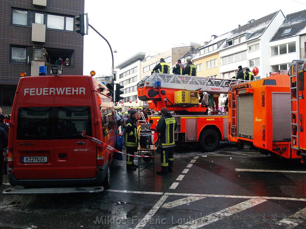 Feuerwehr Rettungsdienst Koelner Rosenmontagszug 2010 P045.JPG